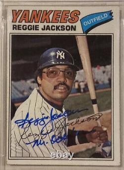 1977 Topps Burger King REGGIE JACKSON Signed Baseball Card Beckett BAS MrOctober