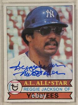 1979 Topps REGGIE JACKSON Signed Baseball Card PSADNA #700 Yankees Auto Grade 10