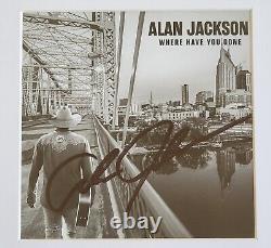 Alan Jackson CD Display Autographed Beckett Bas Coa Signed Country Music Singer