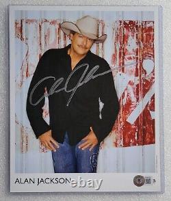 Alan Jackson Photo Autographed Beckett Bas Coa Signed 8x10 Country Music Singer