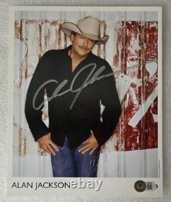 Alan Jackson Signed Beckett Bas Coa 8x10 Promo Photo Country Music Autographed