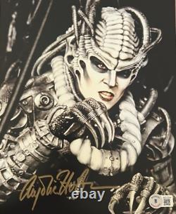 Anjelica Huston Signed Autographed 8x10 Beckett Captain EO? Michael Jackson