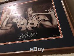 Bo Jackson Autographed (16'' x 20'') Bo Knows Framed Picture