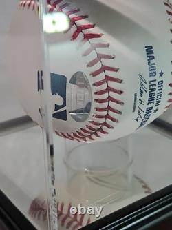 Bo Jackson Autographed Signed Baseball with COA