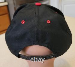 COUNTRY LEGEND ALAN JACKSON Signed Autographed Baseball Hat Black Red NO COA