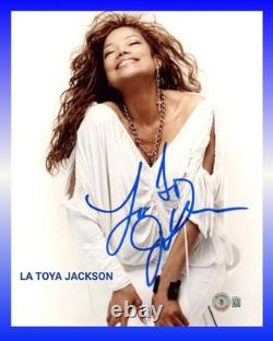 LA TOYA JACKSON SIGNED AUTOGRAPHED 16X20 Print, MICHAEL JACKSON SISTER
