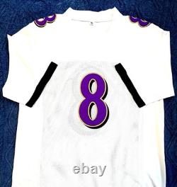 Lamar Jackson Baltimore Ravens Signed Autographed Jersey with COA