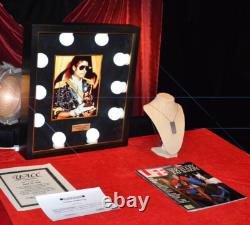MICHAEL JACKSON AUTOGRAPH Signed RARE Photo, Lighted Frame, UACC RD#228 COA