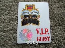 MICHAEL JACKSON AUTOGRAPHED 8X10 withCOA