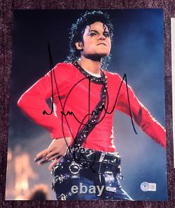 MICHAEL JACKSON Signed 11x14 PHOTO with Beckett (BAS) LOA