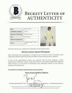 Michael Jackson Autographed 8x10 Photo Inscribed to Bob Giraldi -Beckett COA