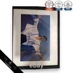 Michael Jackson Autographed Photo 20x25cm UV Frame Color Signed