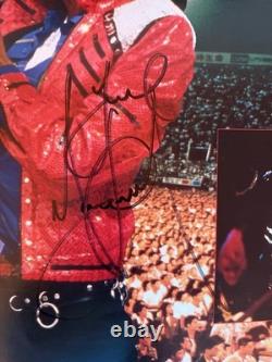 Michael Jackson Signed Autographed Tour Book King Of Pop Thriller Bad Psa Loa