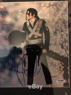 Michael Jackson Signed Psa/dna #q02731 Framed Photo With Ticket Stub