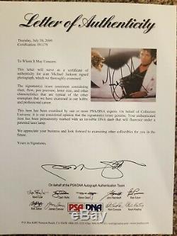 Michael Jackson Signed Thriller 8X10 PSA Authenticated PSA/DNA I91179 Autograph