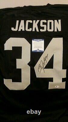 NEW BO JACKSON AUTOGRAPHED RAIDERS JERSEY. BECKETT C. O. A. WithMATCHING STICKER