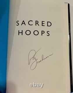 PHIL JACKSON? SIGNED AUTOGRAPHED? SACRED HOOPS Book CHICAGO BULLS Jordan 1st Ed
