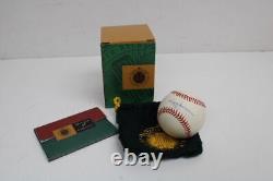 Reggie Jackson Signed Hall Of Fame/Autographed Baseball Upper Deck COA