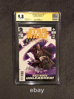 Samuel L Jackson Signed Autographed Star Wars Republic #66 Comic CGC 9.8