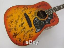 Taylor Swift McGraw Nelson Strait Brooks Jackson Reba Signed Autographed Guitar